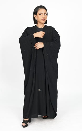 عباية اسود بشت بكرستال