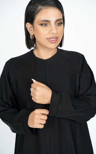 عباية اسود نص كلوش