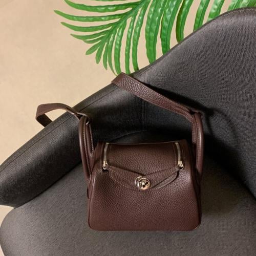 شنطة ايرميز ليندي برغندي هاردوير"فضي" ميني مقاس17.5cm