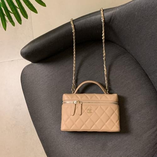 شنطة شانيل نود هارد وير"شامبين" مقاس 19cm