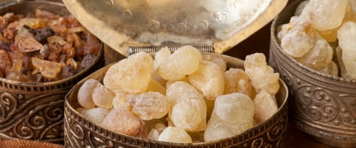 عقل لبان عماني