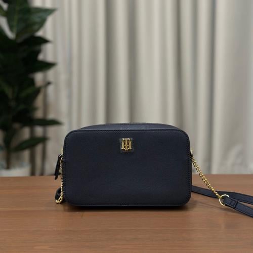 كروس بودي تومي هيلفيغر