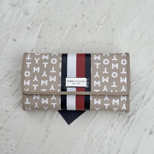 محفظة تومي هيلفيغر