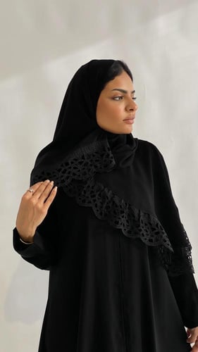 عباية ناعمة الخطى