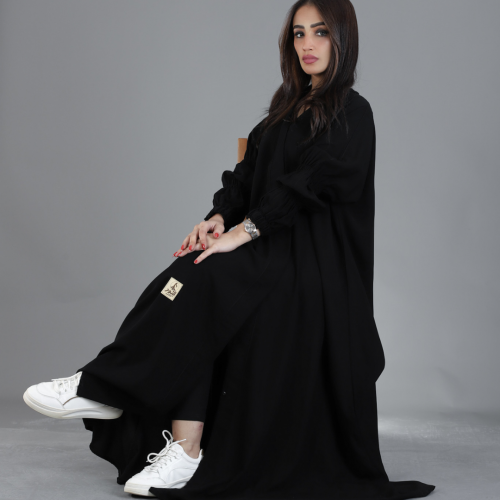 عباية عملية نصف كلوش بأكمام مطاط طبقات