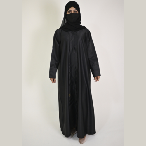 عباية عملية بأكمام صغيرة