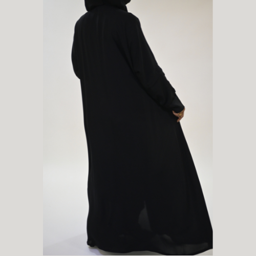 عباية بأكمام مفصولة
