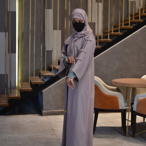 عباية أريج الورد