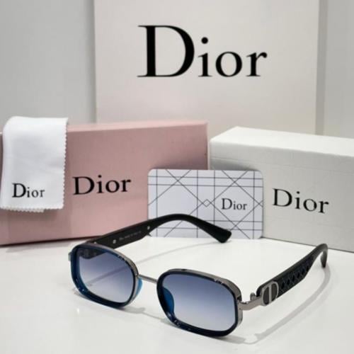 نظارة شمسية Dior هاي كواليتي مع ملحقاتها