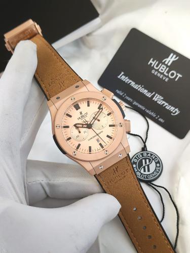 ساعة هوبلت الرجالية مع جميع ملحقاتها