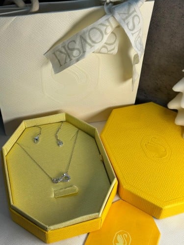 سلسال هاي كواليتي ماركة SWAROVSKI مع الملحقات
