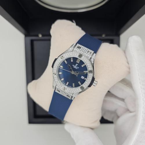 ساعة هوبلت (نسائي) هاي كوالتي ،مكينة اوتماتيك مع م...