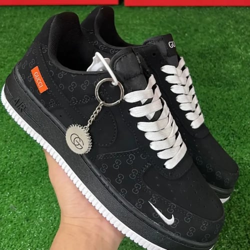شوز NIKE AIR Force ( GUCCI )
