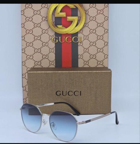 نظارة شمسية GUCCI هاي كواليتي مع ملحقاتها