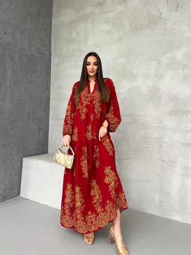 فستان بتصميم راقي