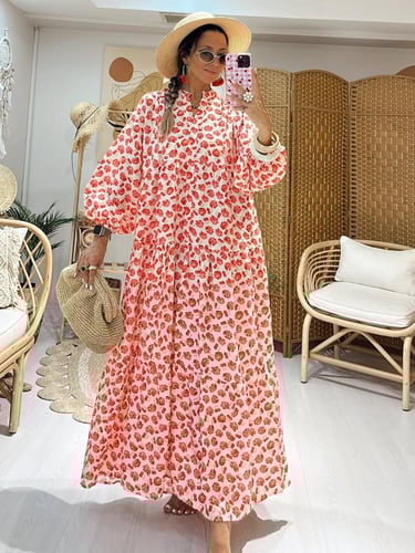 فستان بطلة ناعمة