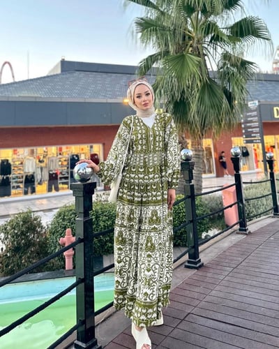 فساتين طويلة مصنوعة بأجود الأقمشة القطنية الباردة...