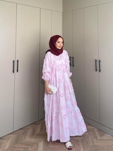 فستان بلون موضة السنة