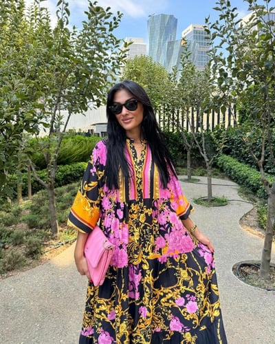 فستان بتصميم عصري