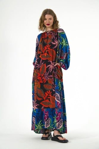 قطن يتميز بقصته الواسعة