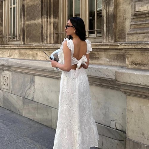 فستان أنيق بلمسة عصرية