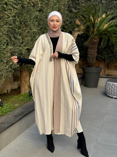 عباية مصممة تصميم خاص بأعلى بجودة عالية من القطن ا...