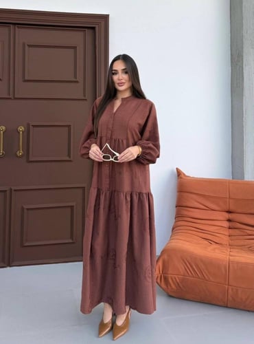 فستان بتصميم عصري