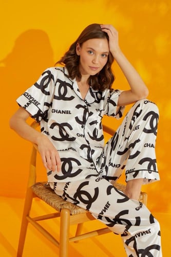 بيجامة ديزاين شانيل