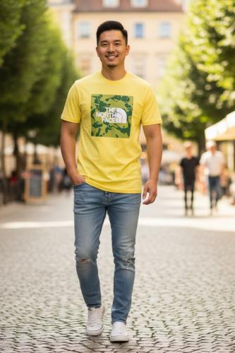 ذا نورث فيس تيشيرت