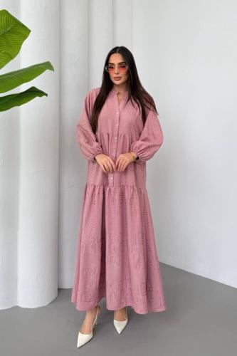 فستان بتصميم عصري