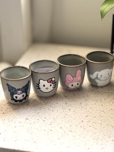 مجموعة اكواب صغيرة