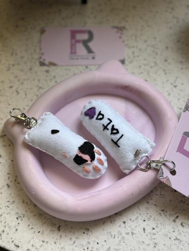 ميدالية يد قطة مقاس الكبير مع كتابه اسم في حال الط...