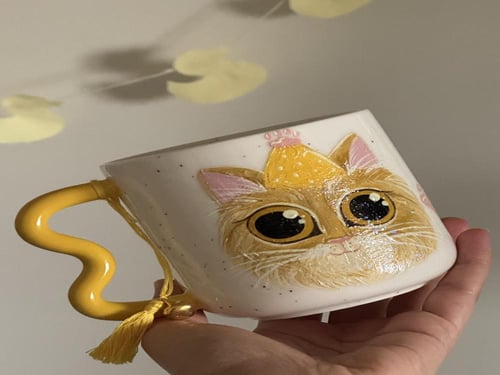 كوب مياو الاحتفال مقاس الكبير