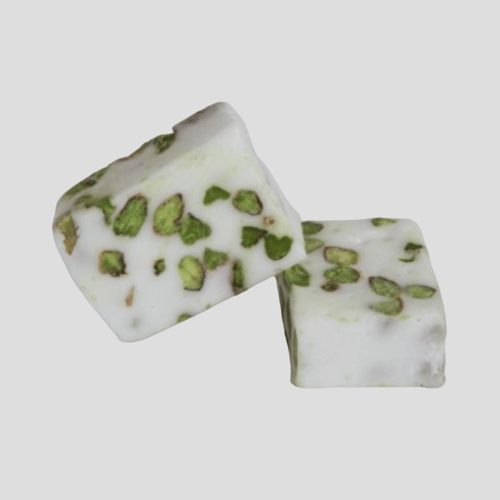 نوجا بالفستق