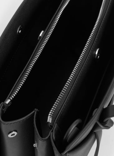 حقيبة تشارلز آند كيث - وسط PNJO2312101