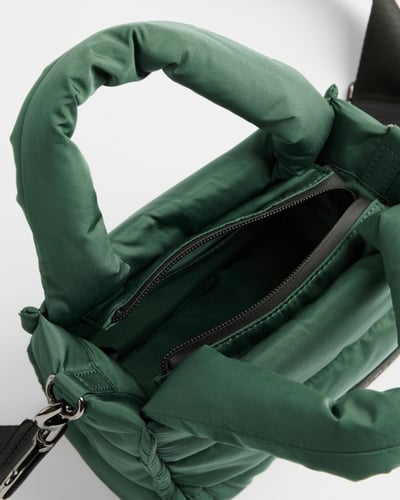 حقيبة تيد بيكر