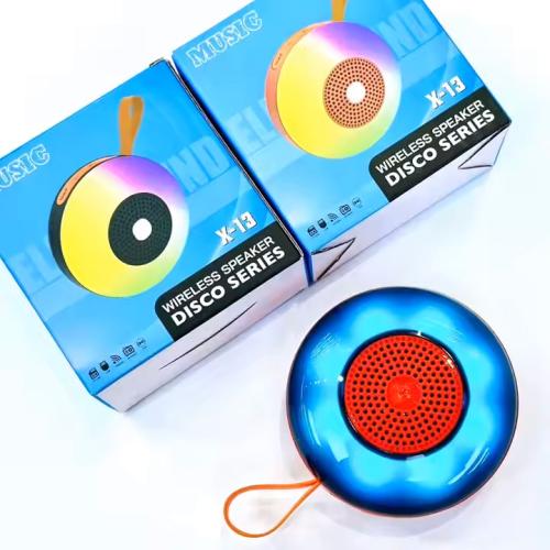 FM سماعة بلوتوث محمولة بمصابيح ليد مدعومة بوظيفة