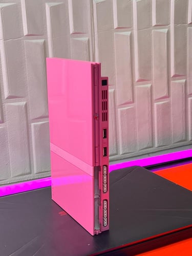 القطعه النادره - جهاز بلاي ستيشن 2 النسخه الخاصه