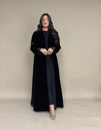 عباية المخمل الشتوية