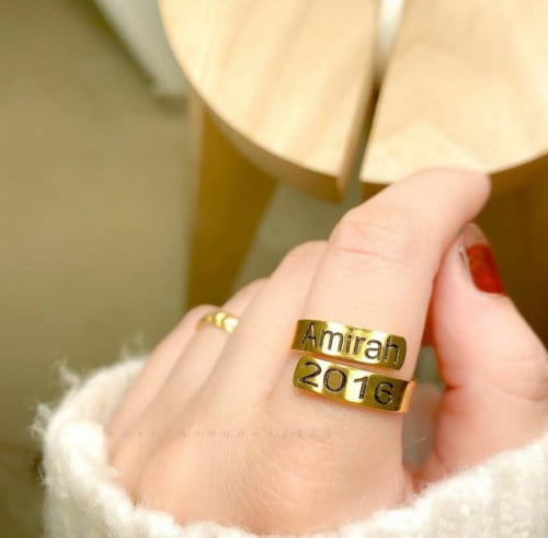 خاتم الاسم والتاريخ