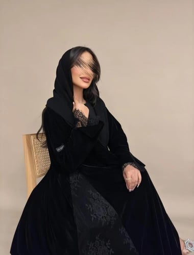 عباية المخمل الشتوية