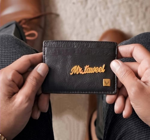 محفظة جلد ماركه فاخر مع اسمك