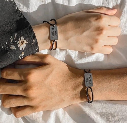 أسوارتين بالاسم رجالي ونسائي تصميم حسب الطلب