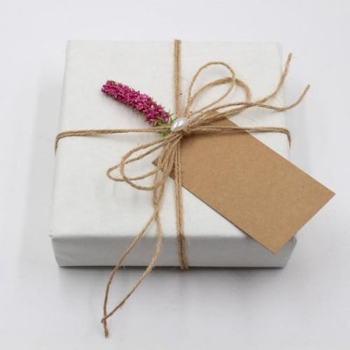 تغليف هدايا ابيض