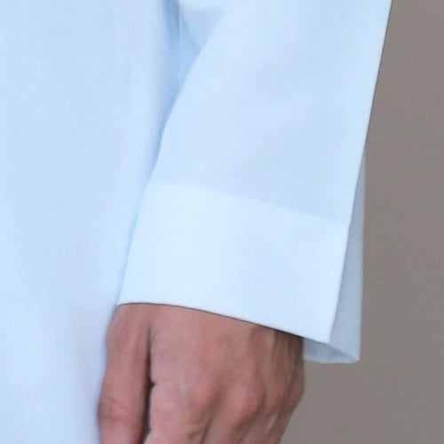 ثوب رجالي ياقه سادة ازرار رسمي