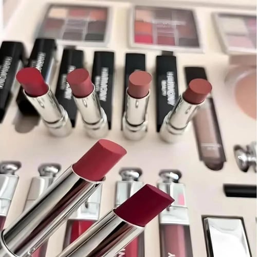 بكج مكياج MyDream مكون من43. قطعه 3. ادرج