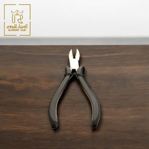 كسارة خشب العود