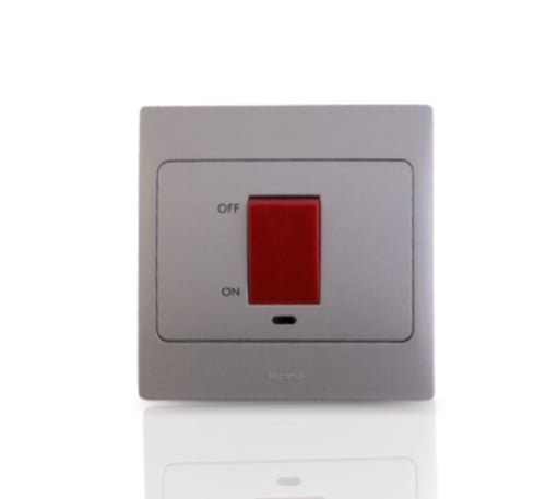 مفتاح مكيف ليجراند ابيض