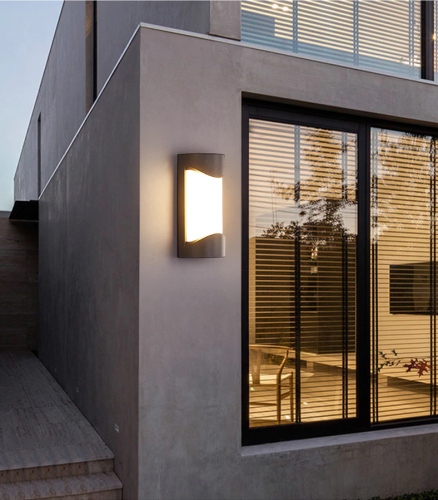 انارة جدارية 1029 جرم اسود المنيوم روسلين