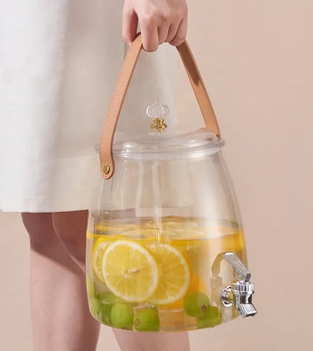 حافظة مشروبات اكيرليك فاخرة | لمسة أنيقة لكل مناسب...